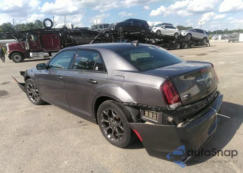 2017 Chrysler 300 300S Awd z USA, uszkodzony, nr VIN 2C3CCAGG4HH518945
